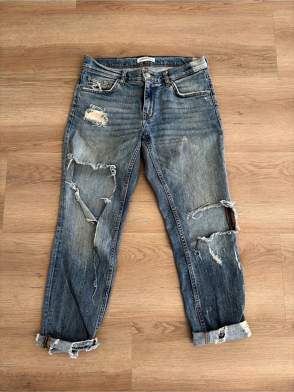 Zara Distressed Boyfriend Jeans in Blue